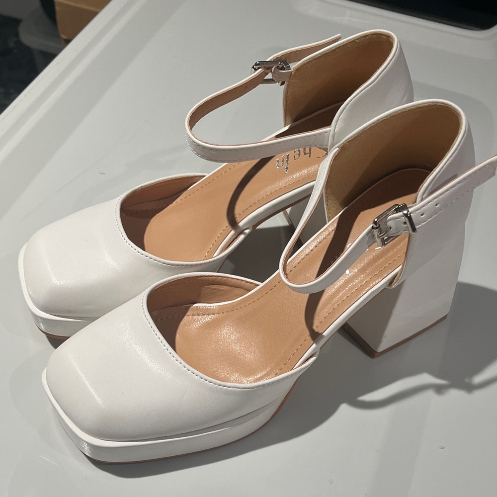 SHEIN Cream Block Heel Ankle Strap Shoes